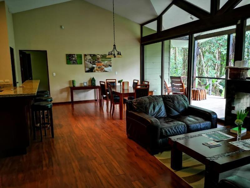 El Silencio Lodge & Spa Costa Rica Toro Amarillo Quarto foto